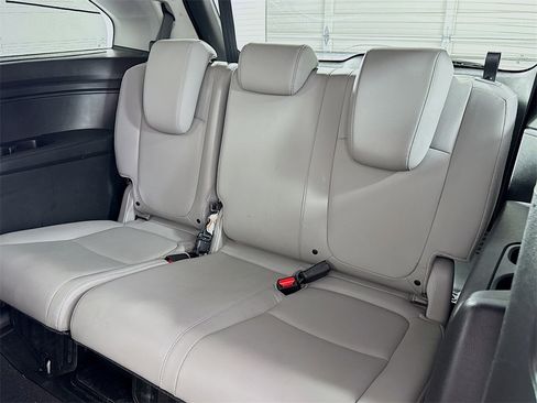 Used 2018 Honda Odyssey Touring image 11