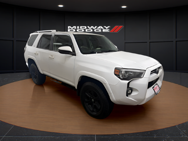 Used 2022 Toyota 4Runner SR5 AWD/4WD image 1