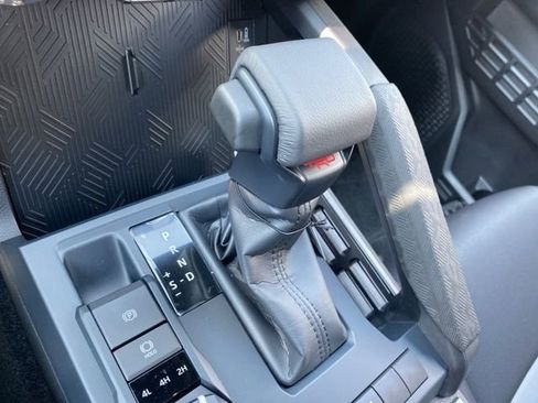 New 2025 Toyota Tacoma TRD Off-Road AWD/4WD image 41