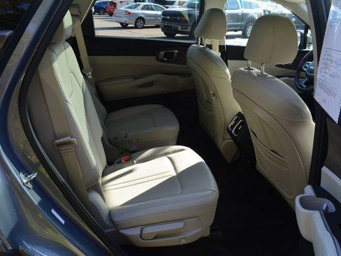 Used 2022 Kia Sorento X-Line EX AWD/4WD image 25