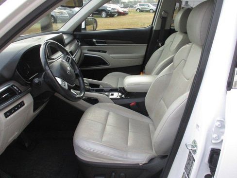 Used 2021 Kia Telluride EX image 13