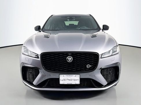Used 2024 Jaguar F-PACE SVR AWD/4WD image 6