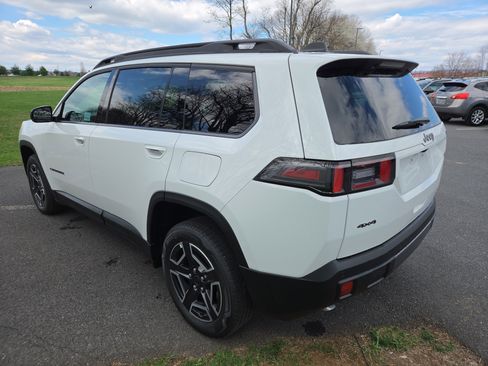 New 2026 Jeep Cherokee Limited AWD/4WD image 11