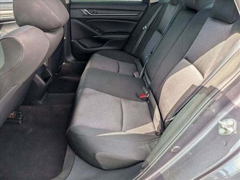 Used 2018 Honda Accord LX image 17