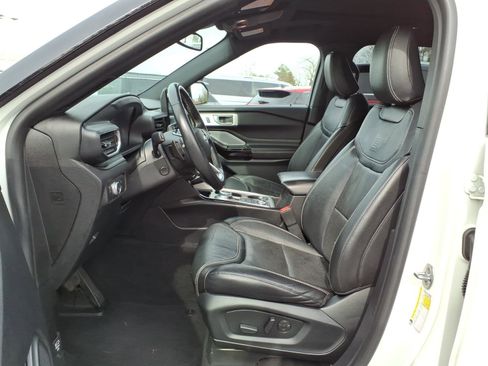 Used 2021 Ford Explorer ST w/ Equipment Group 401A image 13