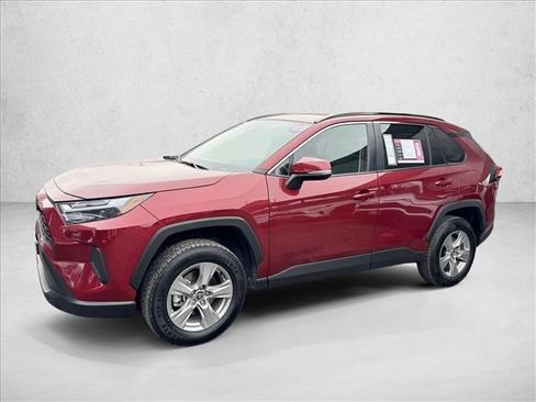 Used 2025 Toyota RAV4 XLE image 1
