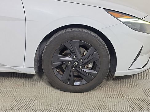 Used 2021 Hyundai Elantra SEL FWD image 10