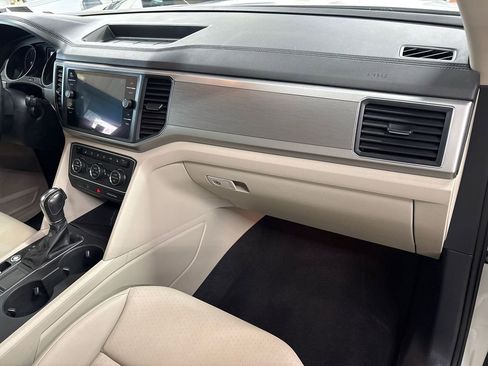 Used 2019 Volkswagen Atlas SE image 51