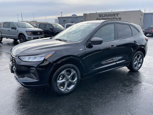 Used 2024 Ford Escape ST-Line image 6