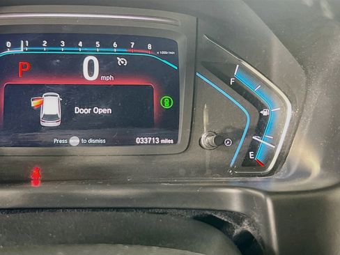 Used 2023 Honda Odyssey Touring image 12