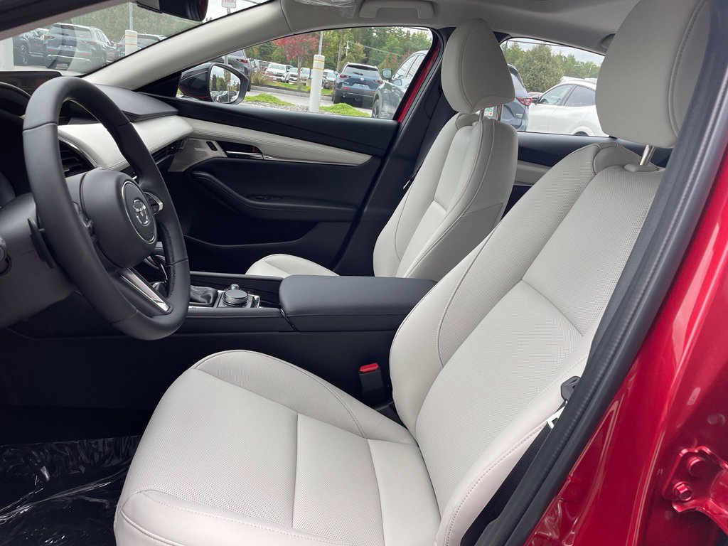 New 2026 MAZDA MAZDA3 2.5 Turbo Sedan w/Premium Plus AWD/4WD image 13