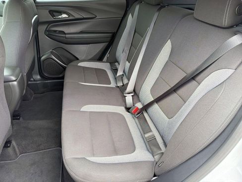 Certified 2025 Chevrolet TrailBlazer LT AWD/4WD image 15