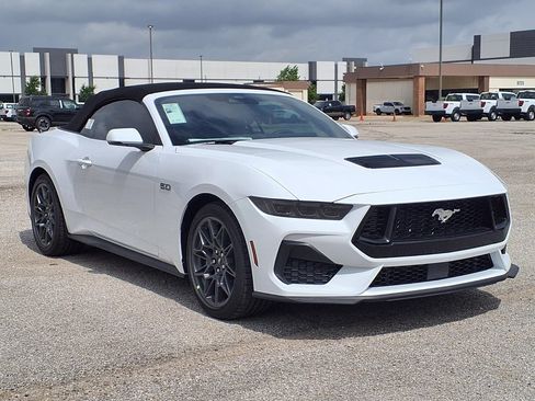 New 2026 Ford Mustang GT Premium w/ GT Performance Package RWD image 3