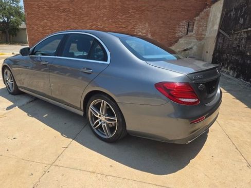 Used 2017 Mercedes-Benz E 300 image 5