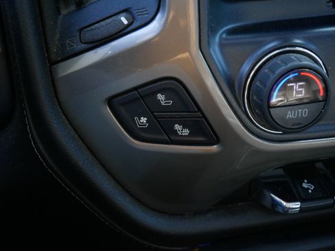 Used 2018 Chevrolet Silverado 1500 High Country image 28