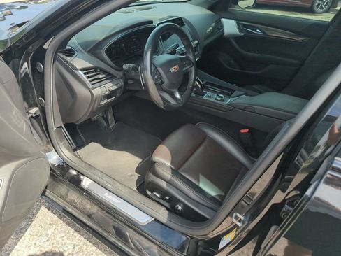 Used 2021 Cadillac CT5 V w/ Premium Package RWD image 11