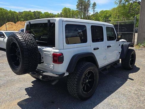 Used 2019 Jeep Wrangler Unlimited Rubicon w/ Steel Bumper Group AWD/4WD image 10