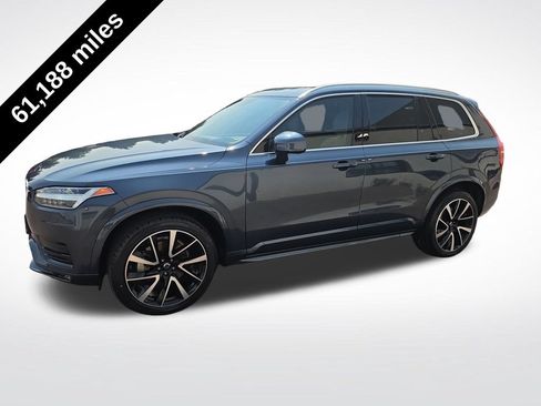 Used 2020 Volvo XC90 T6 Momentum AWD/4WD image 2