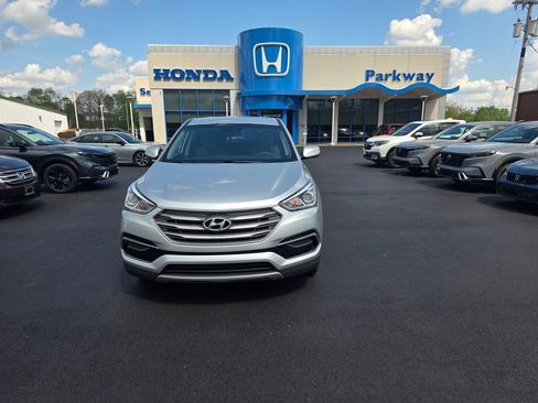 Used 2017 Hyundai Santa Fe Sport w/ Cargo Package FWD image 8