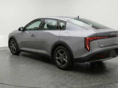 Used 2025 Kia K4 FWD image 6