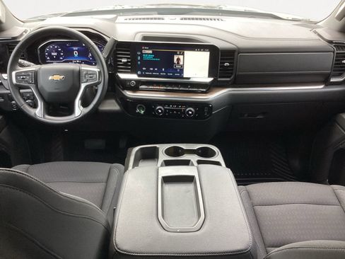 Used 2023 Chevrolet Silverado 1500 LT image 4