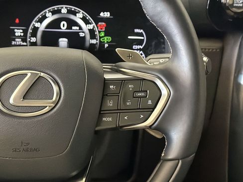 Used 2023 Lexus LX 600 4WD w/ Appearance Package image 38