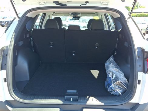 Used 2025 Hyundai Tucson SE AWD/4WD image 28