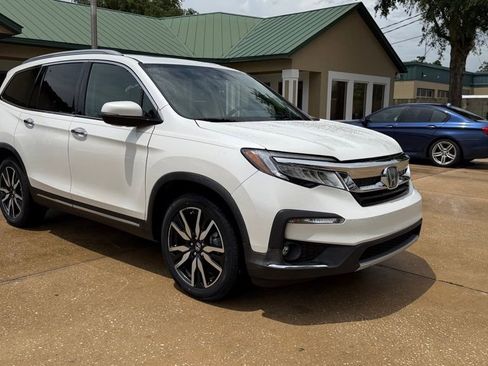 Used 2021 Honda Pilot Touring image 13