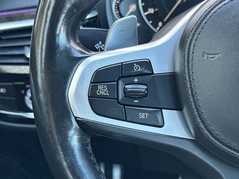 Used 2019 BMW 530e w/ M Sport Package image 26