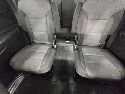 Used 2023 Chevrolet Traverse LT w/ LPO, Floor Liner Package AWD/4WD image 25