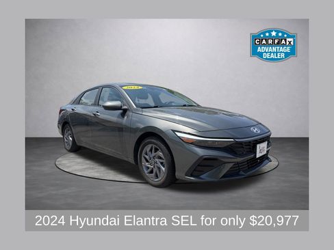 Used 2024 Hyundai Elantra SEL FWD image 1