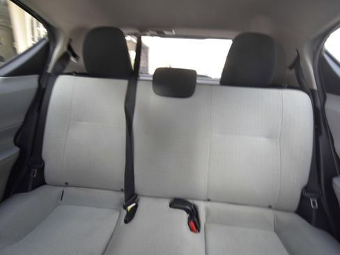 Used 2013 Toyota Prius C One image 8