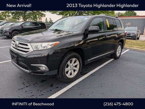 Used 2013 Toyota Highlander SE AWD/4WD image 1