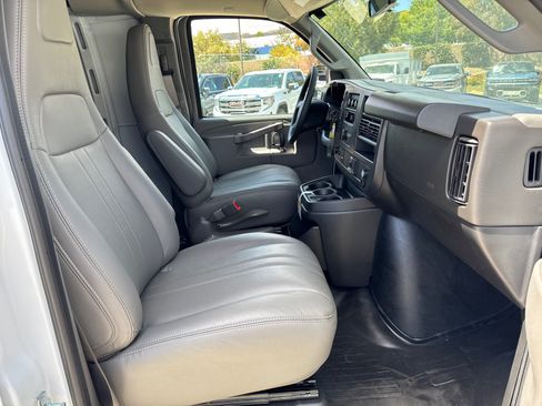 New 2026 GMC Savana 2500 Extended w/ Driver Convenience Package RWD image 20