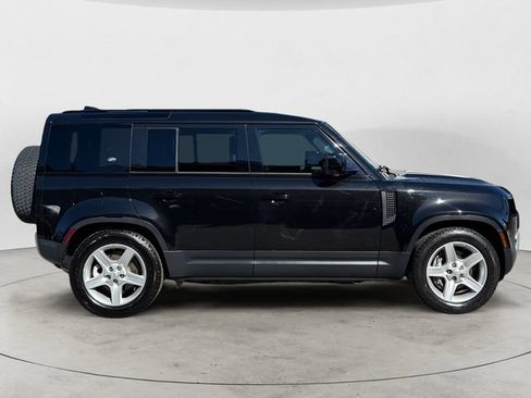 Used 2020 Land Rover Defender 110 HSE AWD/4WD image 4