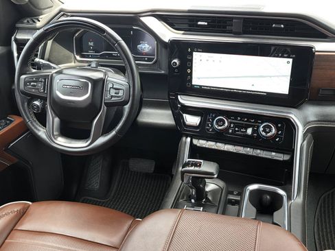 Used 2024 GMC Sierra 1500 Denali Ultimate AWD/4WD image 14