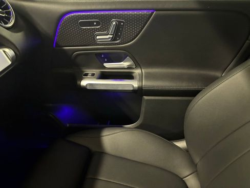 Certified 2024 Mercedes-Benz GLB 250 image 16