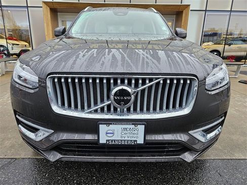 Certified 2024 Volvo XC90 T8 Ultimate w/ Protection Package Premier image 2