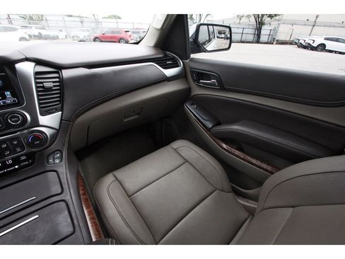 Used 2018 Chevrolet Tahoe Premier image 12