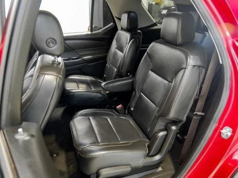 Used 2020 Chevrolet Traverse RS FWD image 50