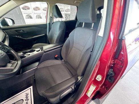 Certified 2025 Nissan Rogue S image 20