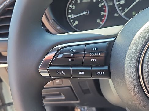 New 2026 MAZDA MAZDA3 Hatchback w/Premium Plus Pkg image 13