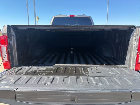 Used 2022 Ford F350 Lariat w/ Lariat Ultimate Package image 5