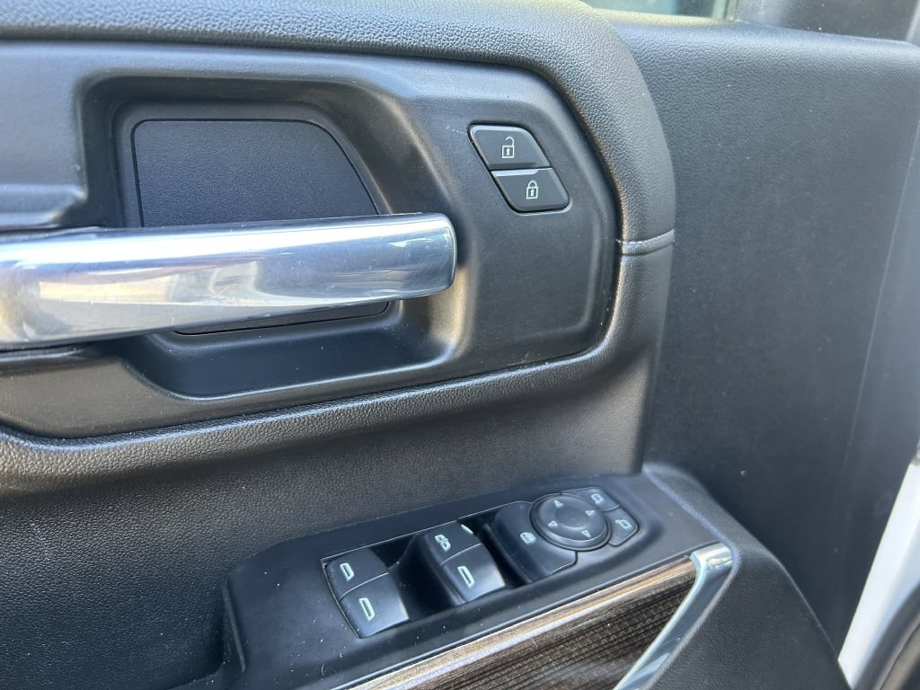 Used 2020 Chevrolet Silverado 2500 LT w/ Remote Start Package AWD/4WD image 4