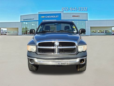 Used 2005 Dodge Ram 1500 Truck ST image 2