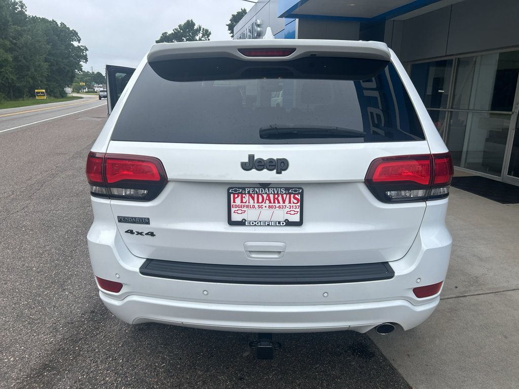 Used 2019 Jeep Grand Cherokee Altitude AWD/4WD image 11