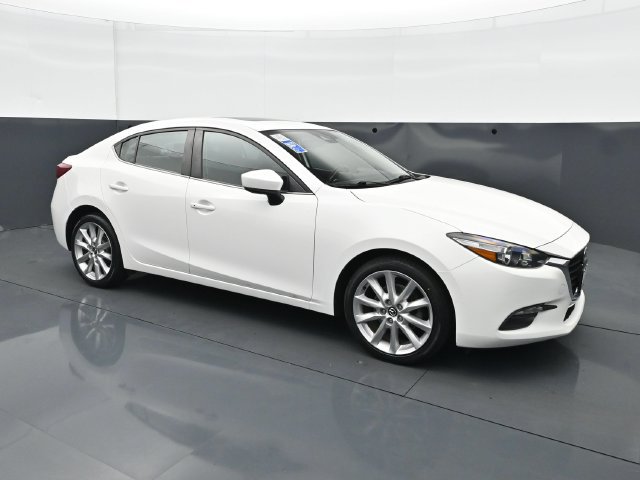 Used 2017 MAZDA MAZDA3 Touring w/ Popular Equipment Package FWD image 9