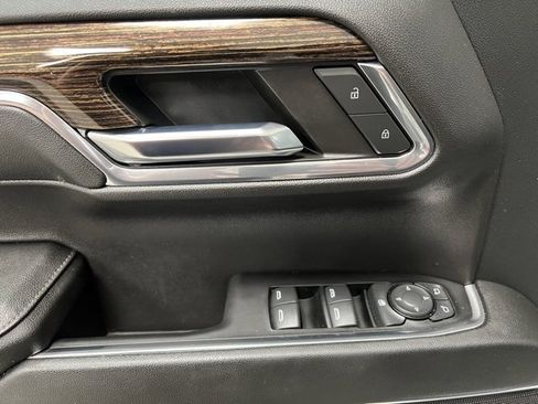 Used 2024 GMC Sierra 1500 Elevation image 23