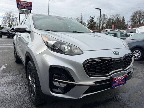 Used 2020 Kia Sportage S w/ S Premium Package AWD/4WD image 12