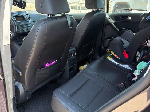 Used 2016 Volkswagen Tiguan S AWD/4WD image 12